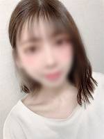 みな(22)