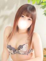 板垣やよ(27)