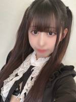もえか(18)