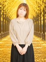 やえ(33)