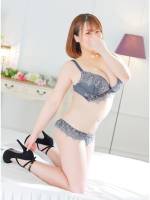 新木 ゆい(22)