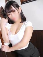 ひな(22)