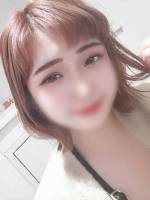 吉沢るな(22)