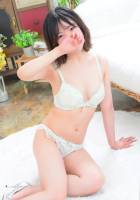 みく(25)