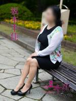 坂本千佳(53)