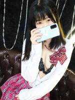 まなつ(18)