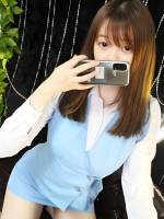 エマ(24)
