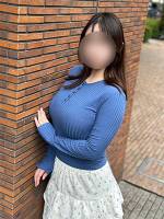 すず(22)