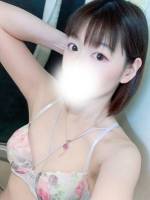 椎名ゆに(26)