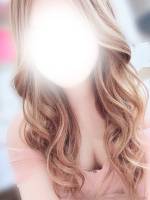 千賀りおな(24)