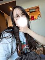 あき(24)