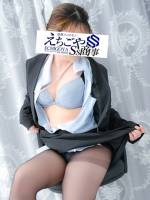 水城すず(25)